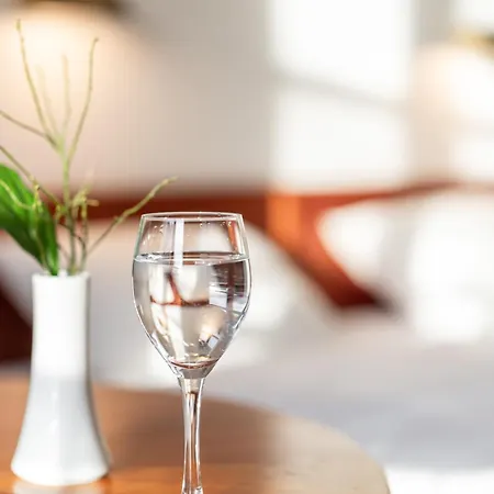 Genusshotel Rhoenblick *